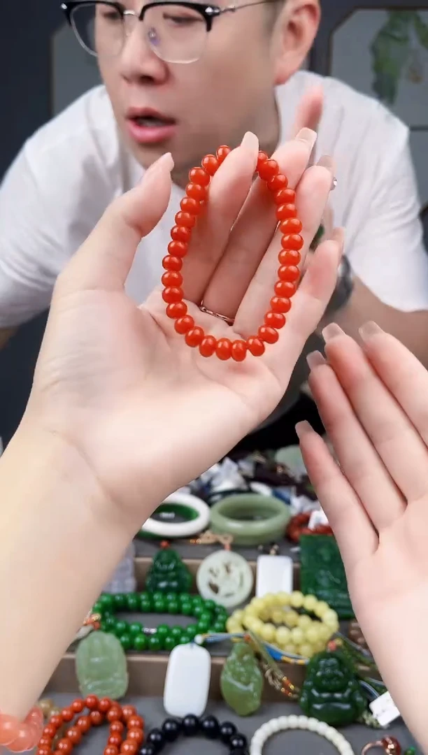 颈饰未镶嵌南红玛瑙多样性发货拍一单发一个