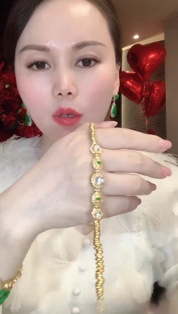 18K金镶嵌手链翡翠C50