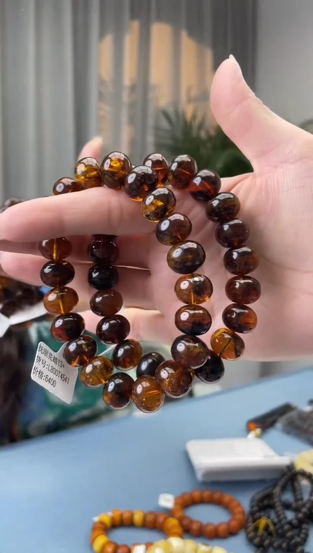 【闪购商品】未镶嵌琥珀珠宝奇石假一罚十，多样性发一件013半年售后