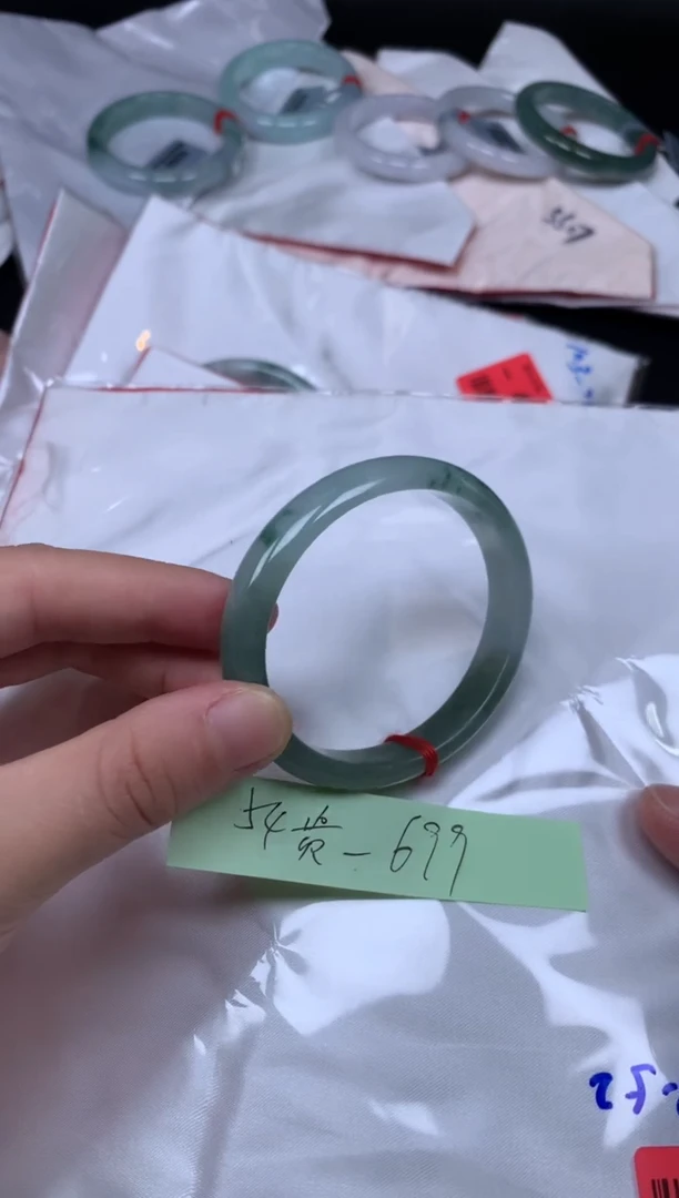 未镶嵌手镯翡翠888888
