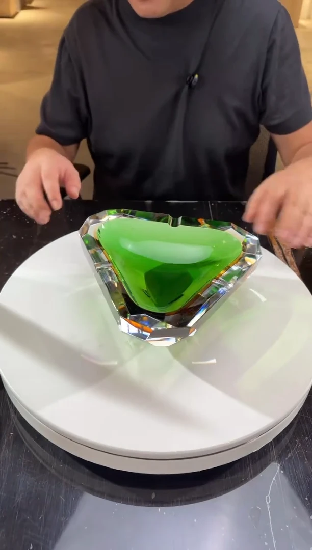 摆件璨石美学CS0101004-1祖母绿琥珀金刻面雪茄缸