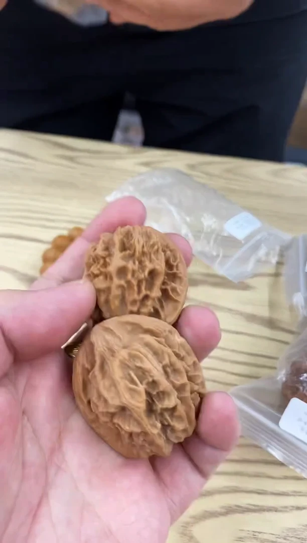 把件核桃开播福利帝王狮子头
