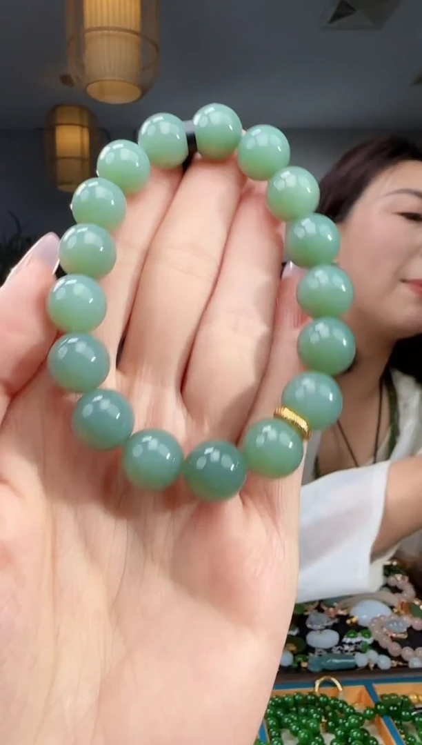 未镶嵌手链和田玉卡12