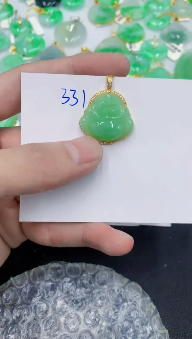 颈饰18K金镶嵌翡翠吉*1111111