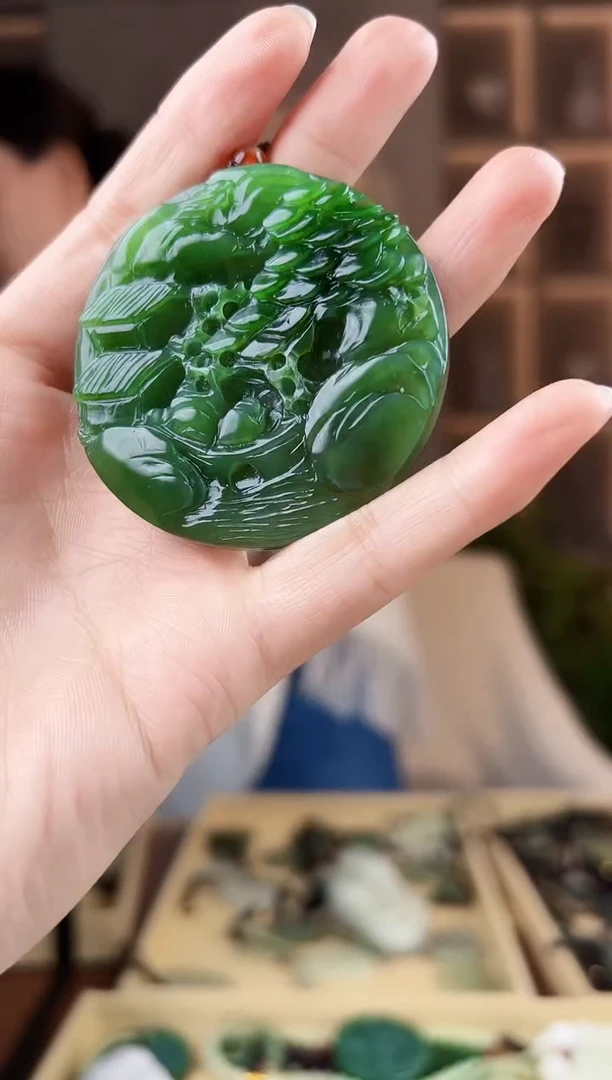 颈饰未镶嵌和田玉拍一发一，多样性发货