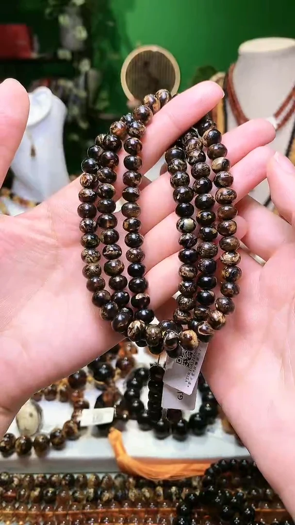 【闪购商品】琥珀裸石未镶嵌抚顺琥珀