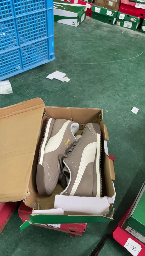 彪马时尚休闲运动鞋37.5M  JJ82