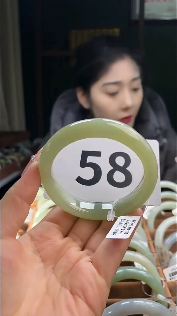 定制和田玉和田玉手镯