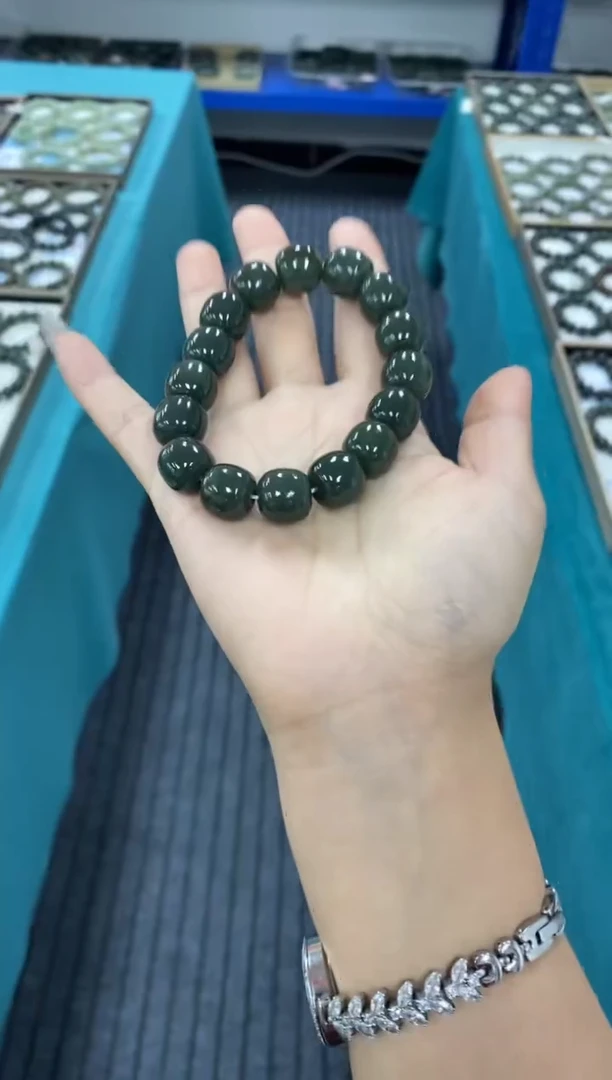 和田玉未镶嵌珠宝奇石纯天然新疆和田玉卡14LXZ14