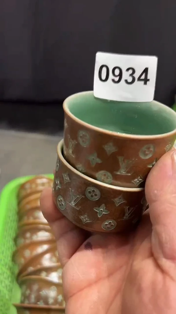 宁*龙泉窑老花小融天双釉微瑕0934