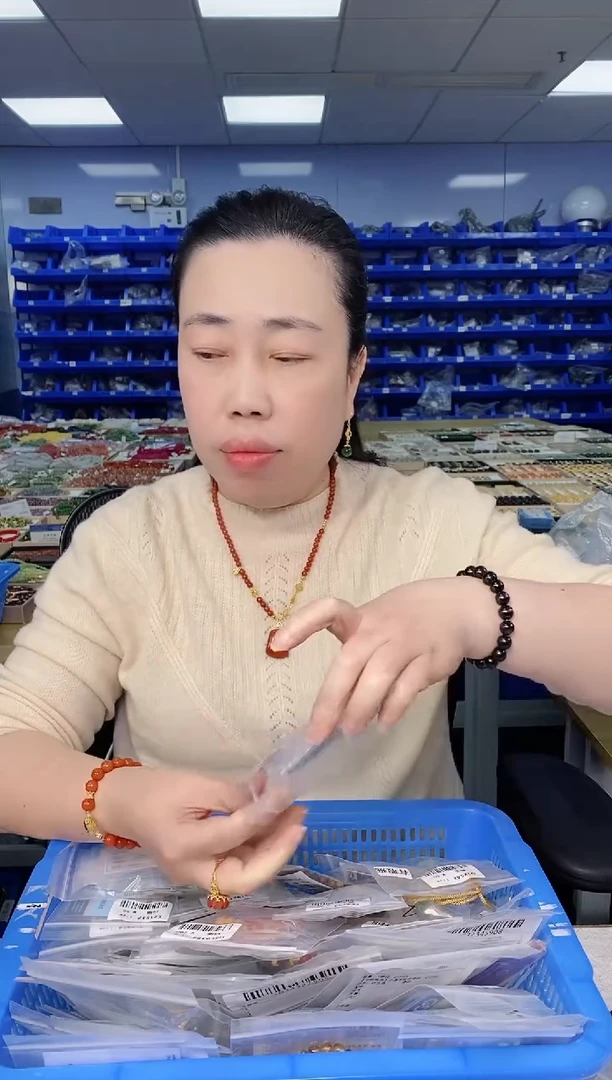 【闪购商品】和田玉吊坠(不含链)银S925镶嵌DZ1818