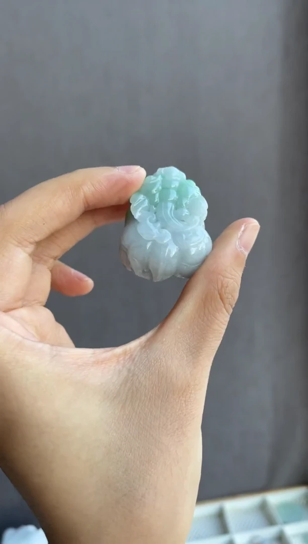 吊坠(不含链)未镶嵌翡翠天然缅甸A货翡翠