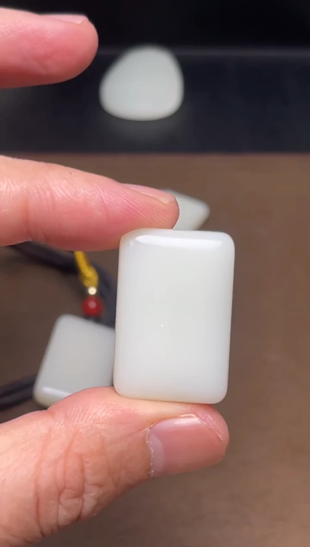 和田玉未镶嵌颈饰11 通