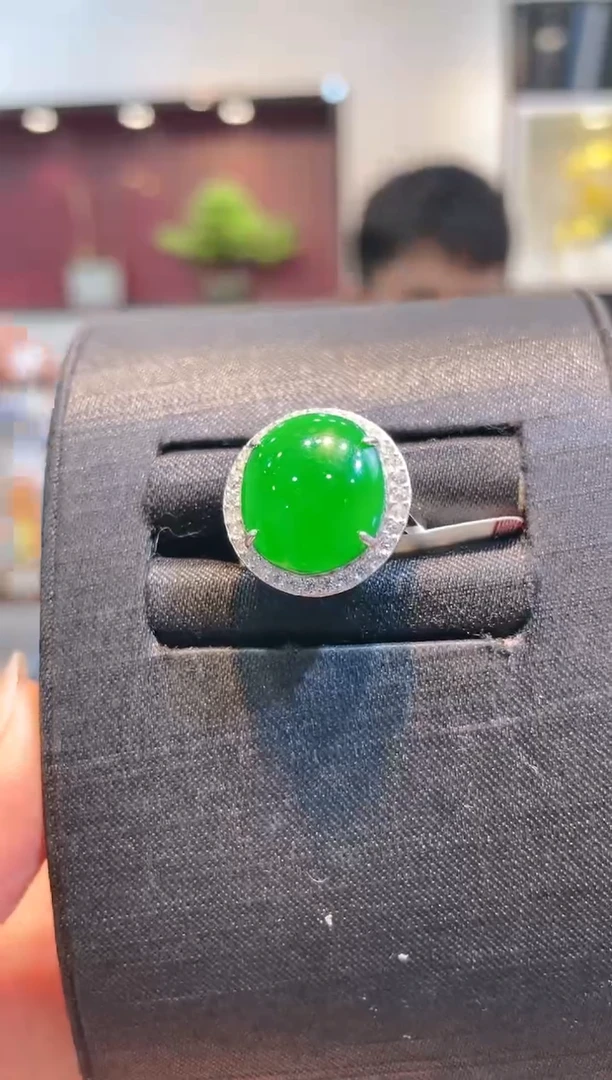 【闪购商品】翡翠颈饰银S925镶嵌A62天然A货翡翠戒指