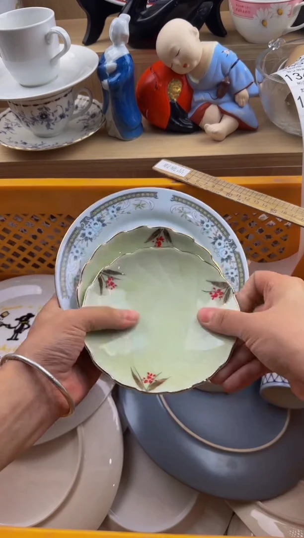 1342默认微瑕，满20包邮。