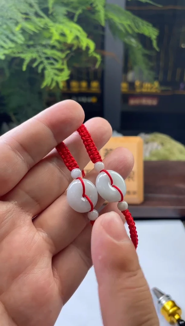 【闪购商品】翡翠手绳未镶嵌平安扣手绳多样性发1件