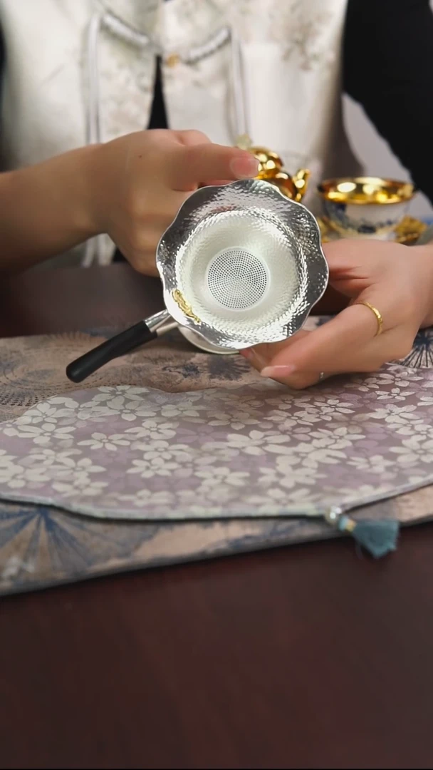 古悦足银999茶漏