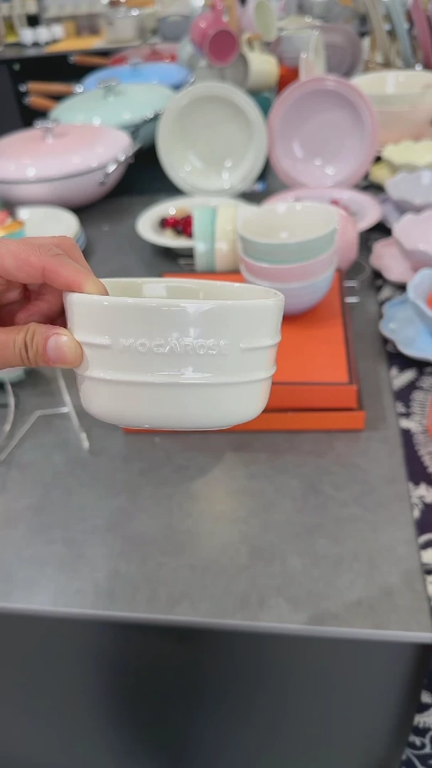 【闪购商品】瓷4英寸方形小碗-奶油白