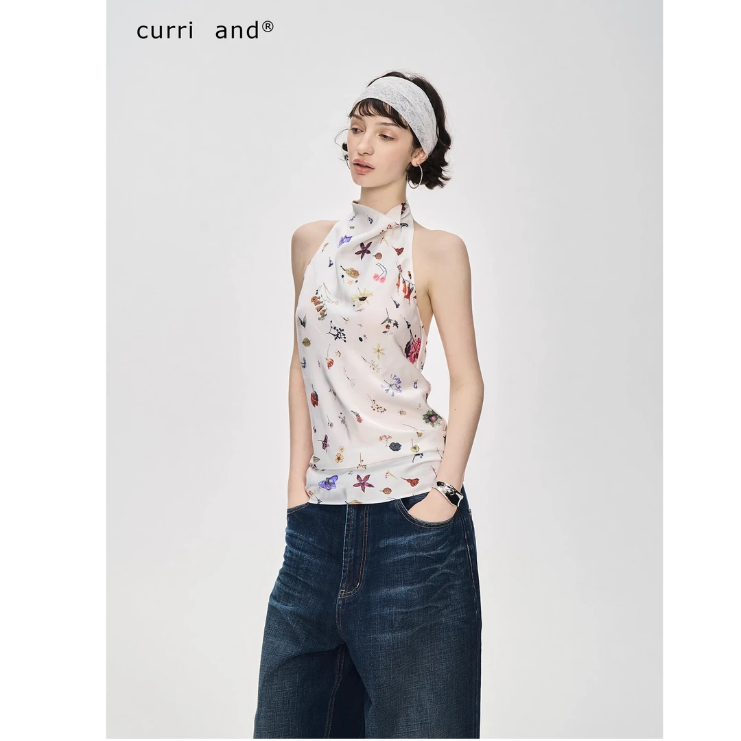 curri and光泽满印挂脖露背背心上衣