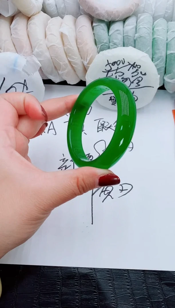 【闪购商品】石英质玉手镯未镶嵌Q122-59-60