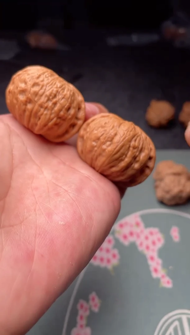 把件文玩核桃a68  铁锤 42尺