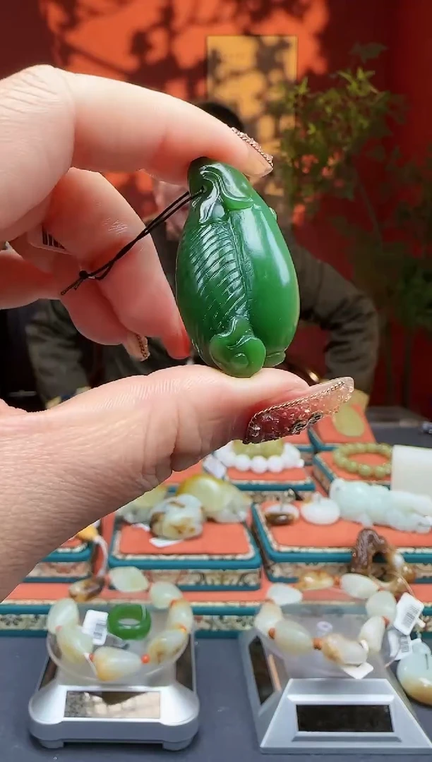 【闪购商品】和田玉吊坠未镶嵌吊坠