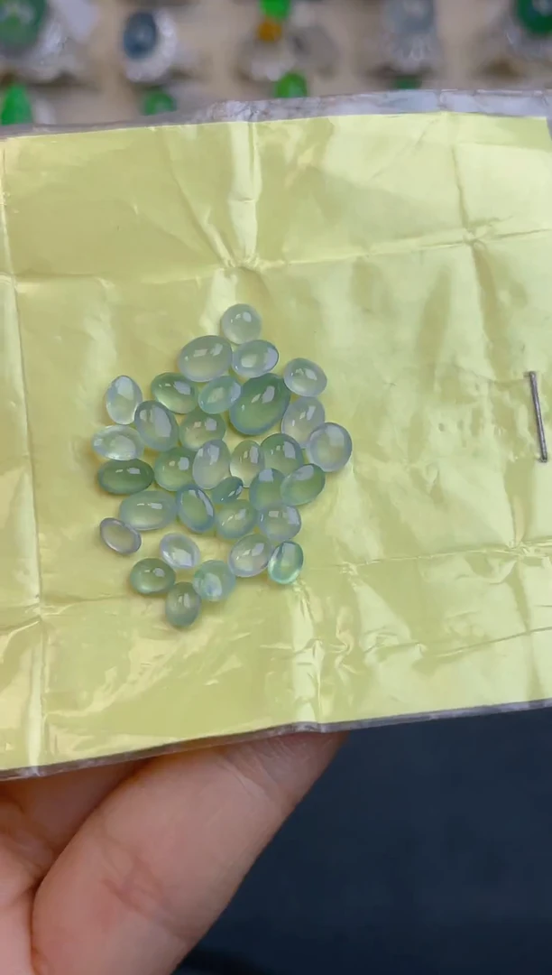 未镶嵌定制翡翠天然翡翠蛋面49
