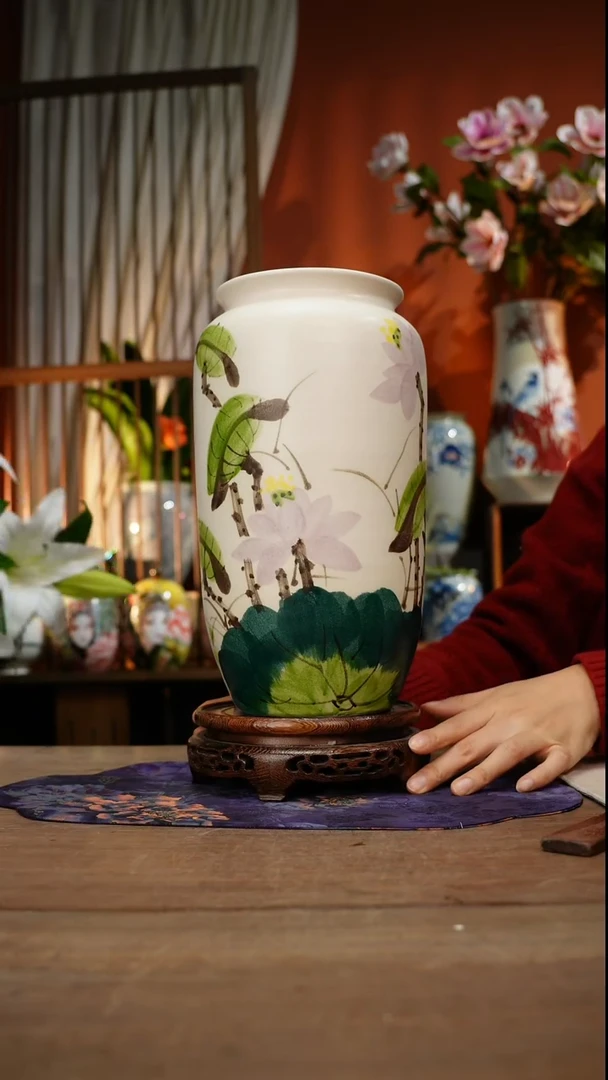 当代景德镇设计师釉下手绘陶瓷花瓶