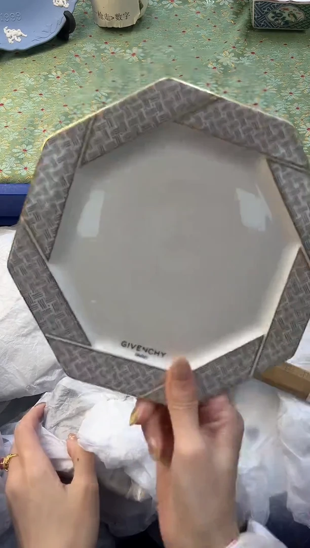 【闪购商品】瓷片          G875