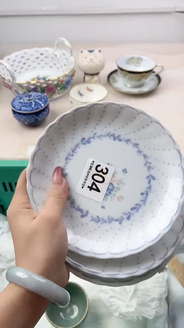 瓷片许****深304，，，，，，，，
