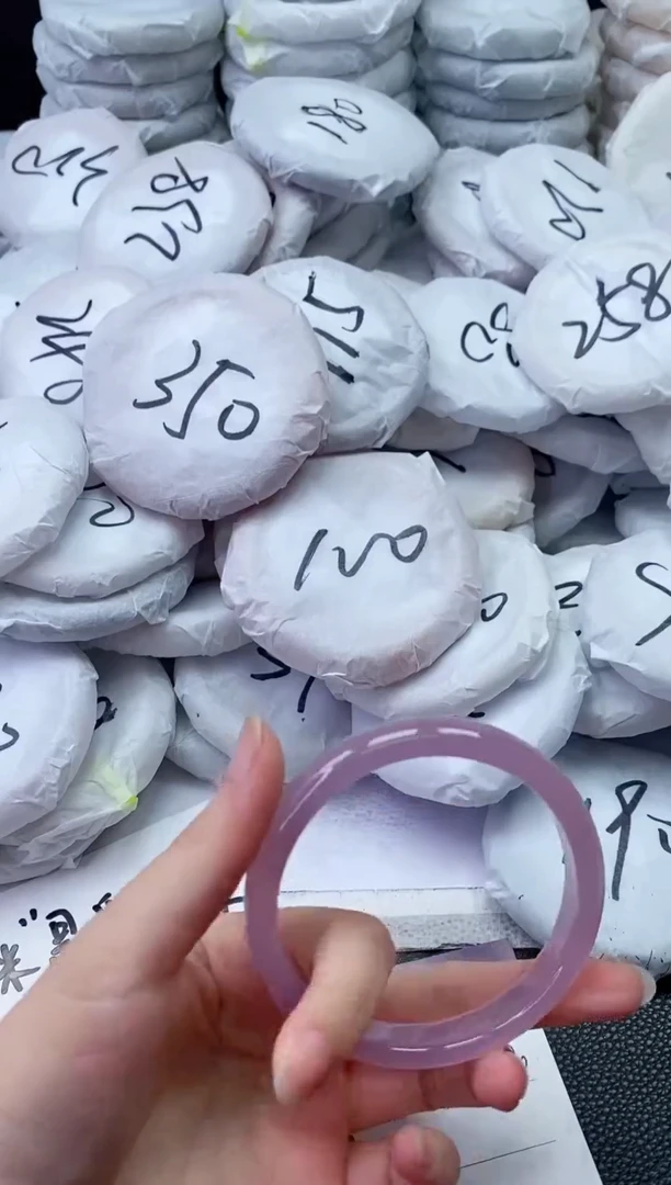 【闪购商品】石英质玉手镯未镶嵌W879