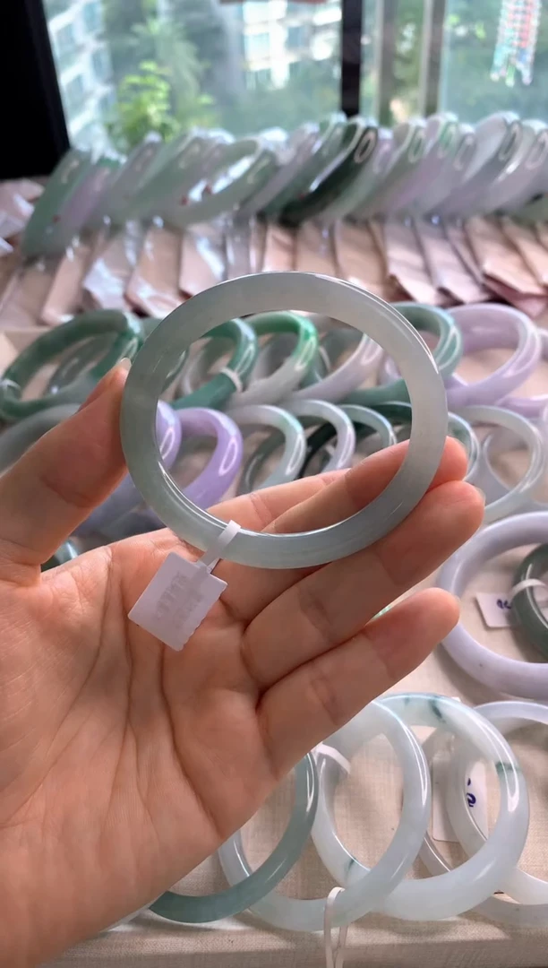 未镶嵌手镯翡翠56.6贵妃圆