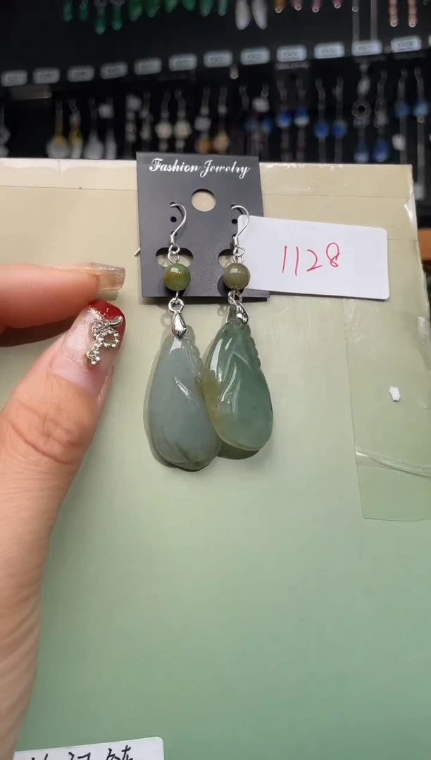 【闪购商品】紫晶耳饰银S925镶嵌喜欢拍