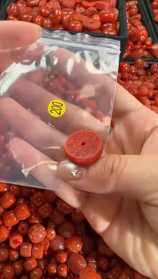 【闪购商品】南红玛瑙颈饰未镶嵌1