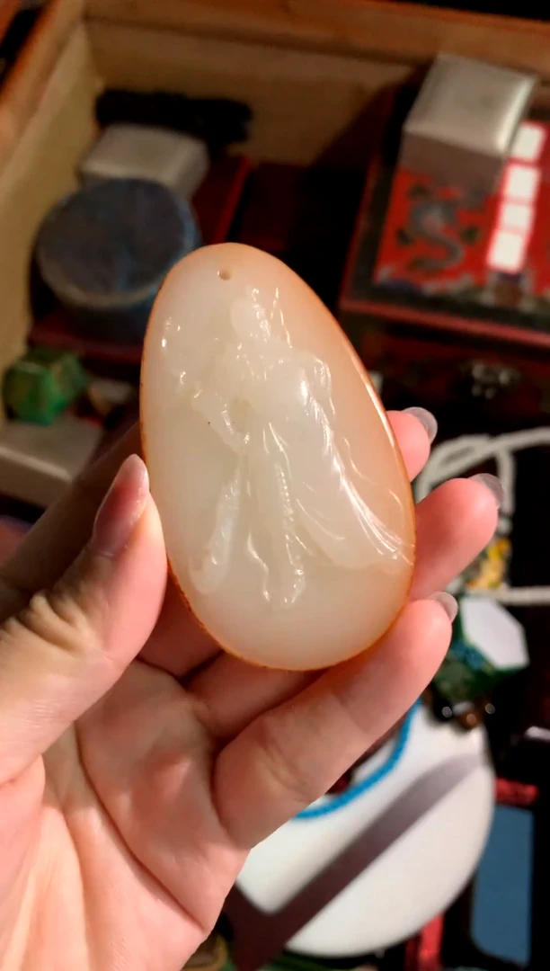 颈饰未镶嵌和田玉（子料）润玉潭精品专属摆件