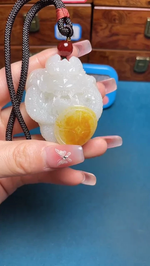 【闪购商品】和田玉把件未镶嵌和田玉