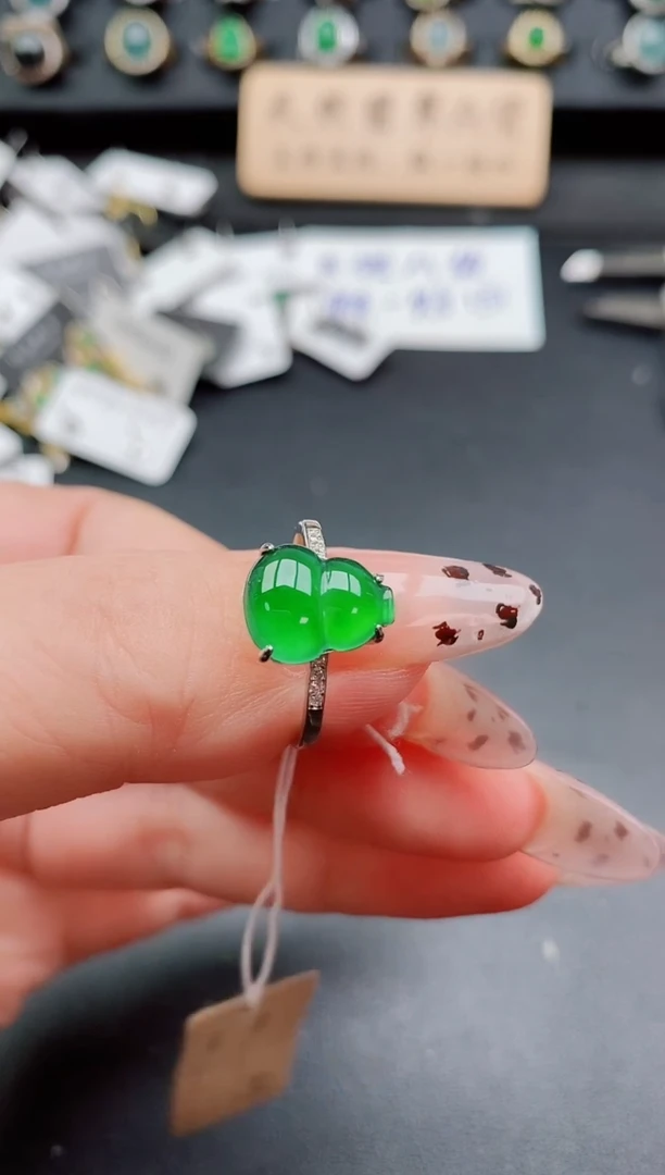 银S925镶嵌戒指翡翠1