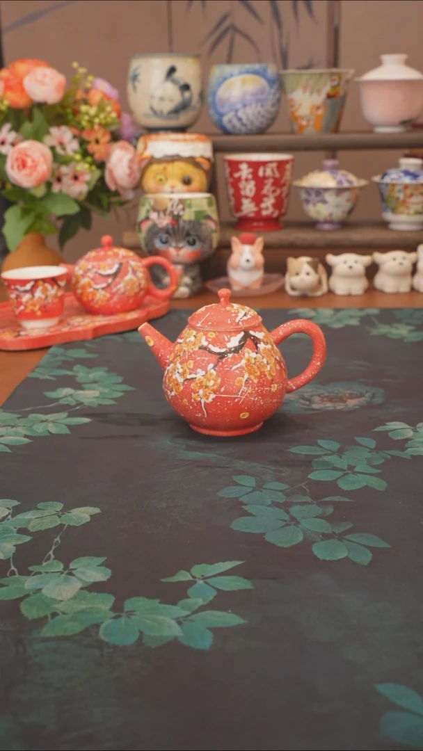 是泥吖 红腊梅雪景壶