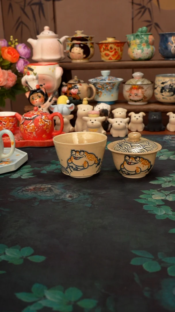 刘十三  金蟾猪口叠叠乐