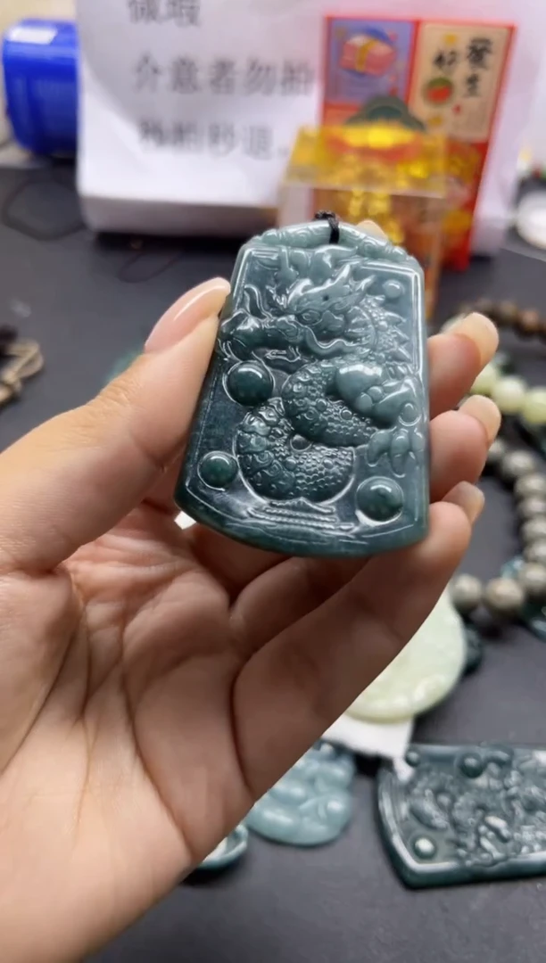 【闪购商品】翡翠颈饰未镶嵌翡翠