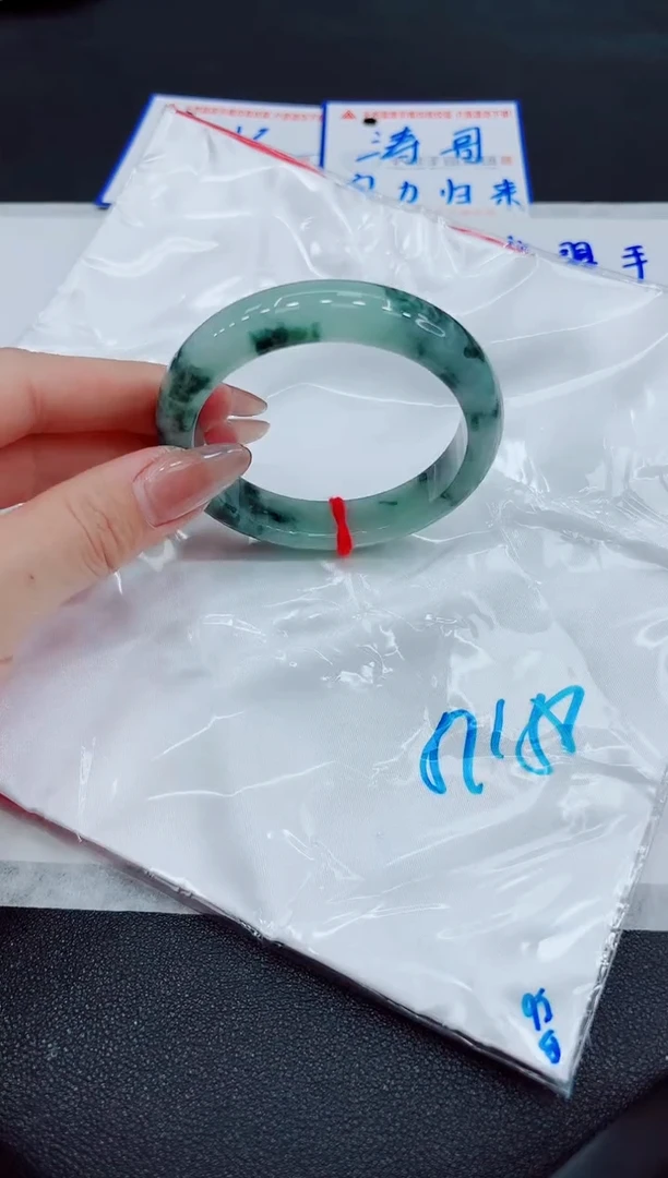 【闪购商品】翡翠手镯未镶嵌000000000