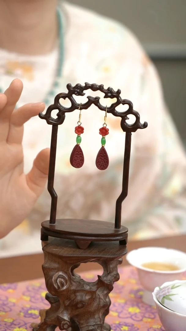 珠串花蕊夫人水滴耳坠