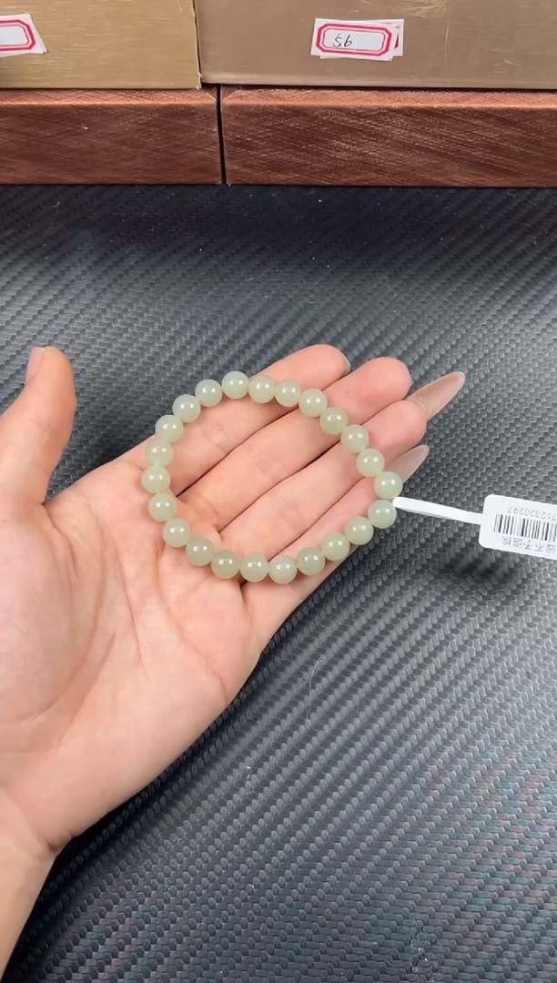 未镶嵌手串和田玉且末近矿微色差卡8