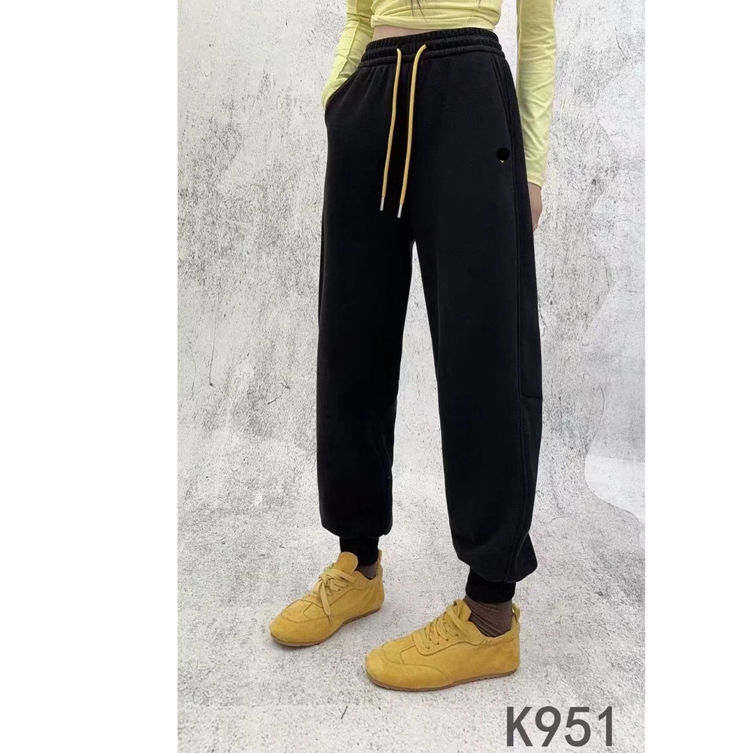 951刺绣小马女士加绒休闲裤