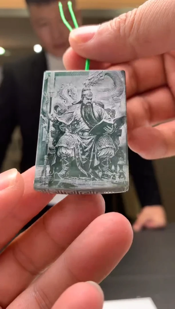 未镶嵌定制翡翠          *63