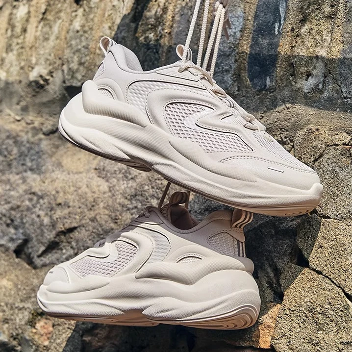 风旋鸿星尔克秋季厚底休闲鞋板鞋增高网面透气女鞋低帮百搭运动鞋