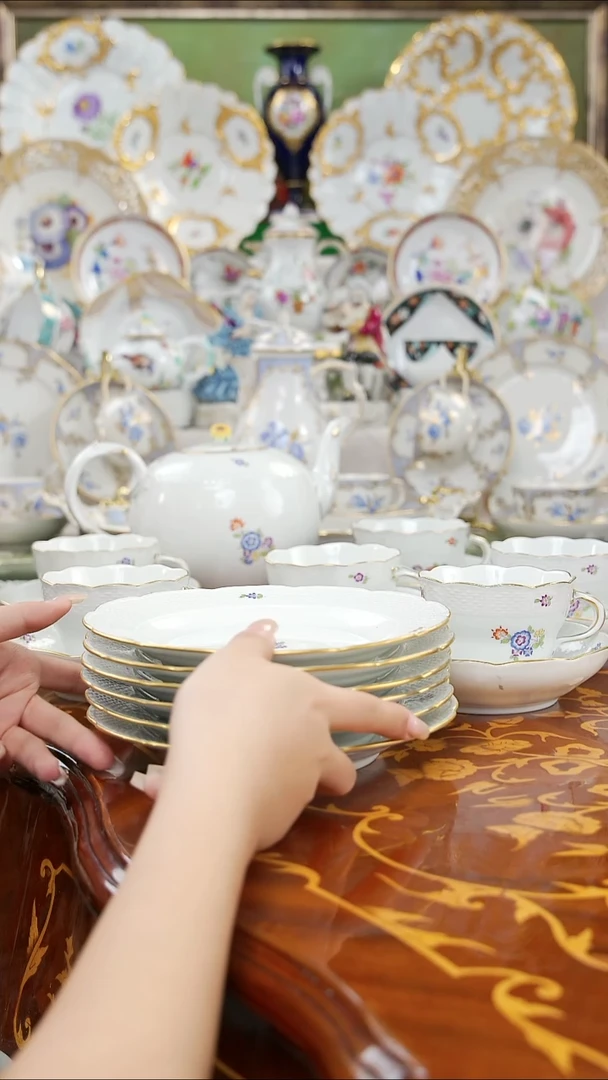 摆件米多家中古瓷器如图所示21