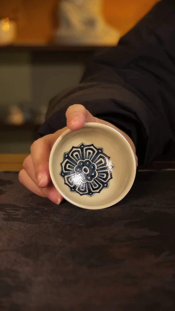 神秘2号釉宝相高足杯