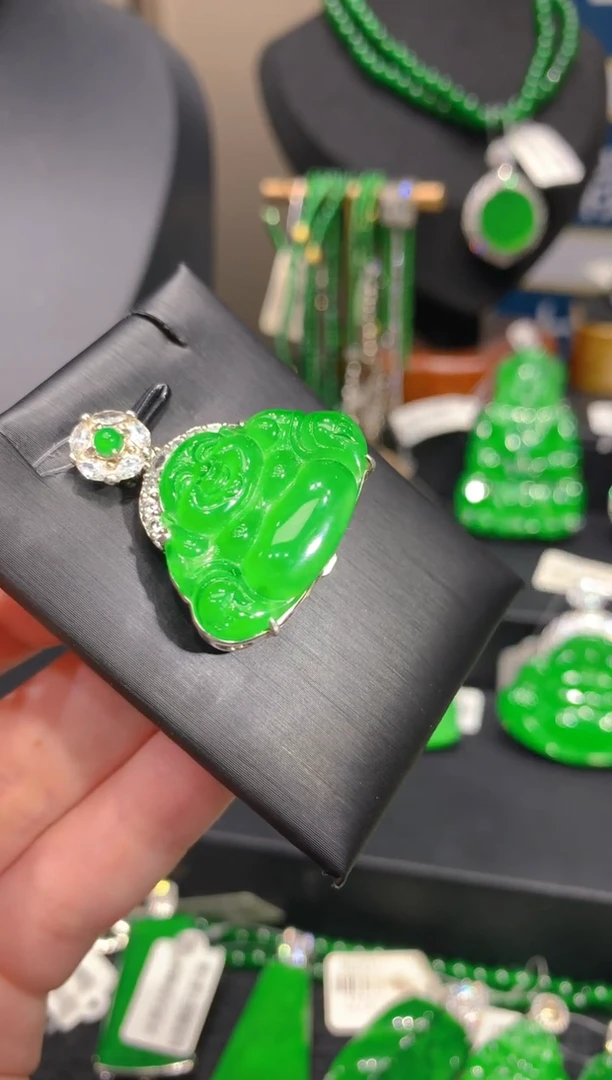 颈饰银S925镶嵌翡翠17一季