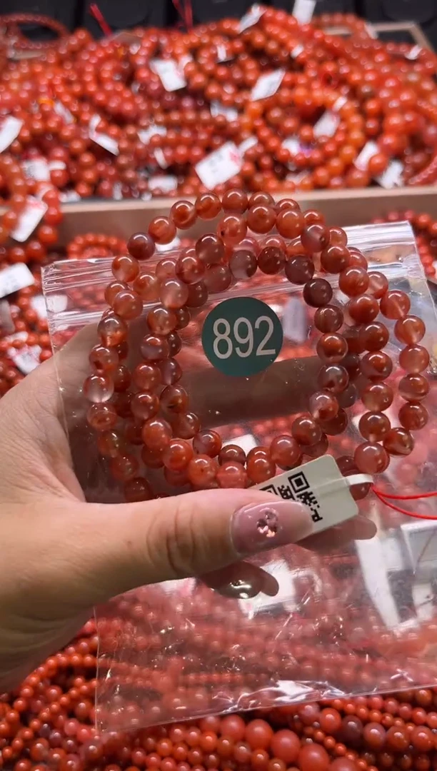 南红玛瑙未镶嵌珠宝奇石892-7